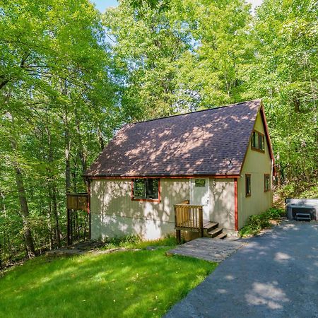 Modern Chalet Cabin W Hot Tub, Deck&Grill, & Wifi! Inwood エクステリア 写真